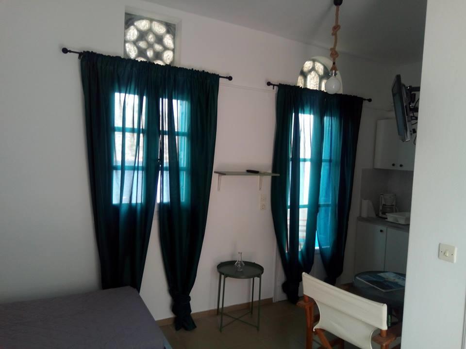 Elena Studios Panormos  Luaran gambar